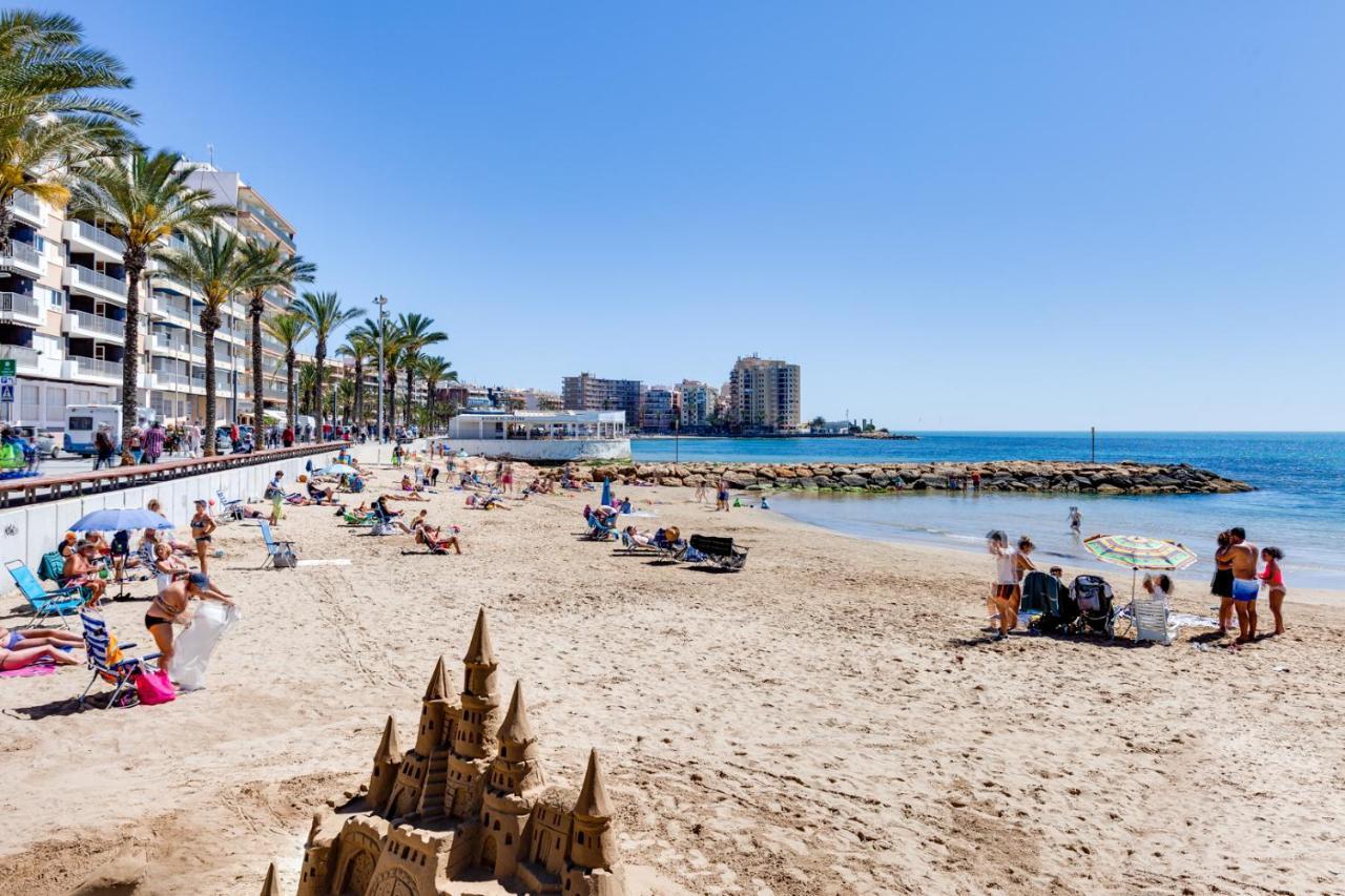 Apartment Studio Relax Almudena Torrevieja Ngoại thất bức ảnh