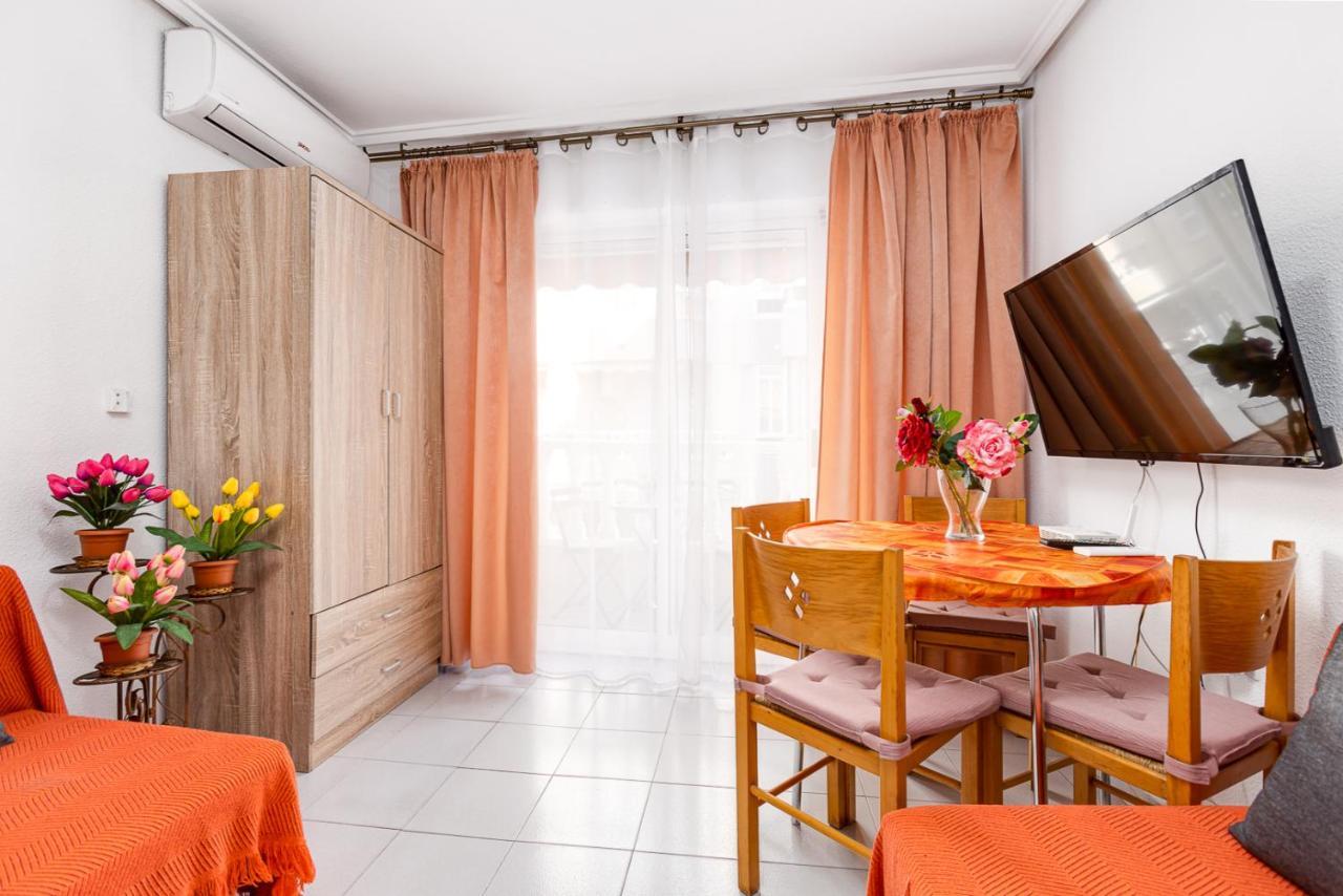 Apartment Studio Relax Almudena Torrevieja Ngoại thất bức ảnh